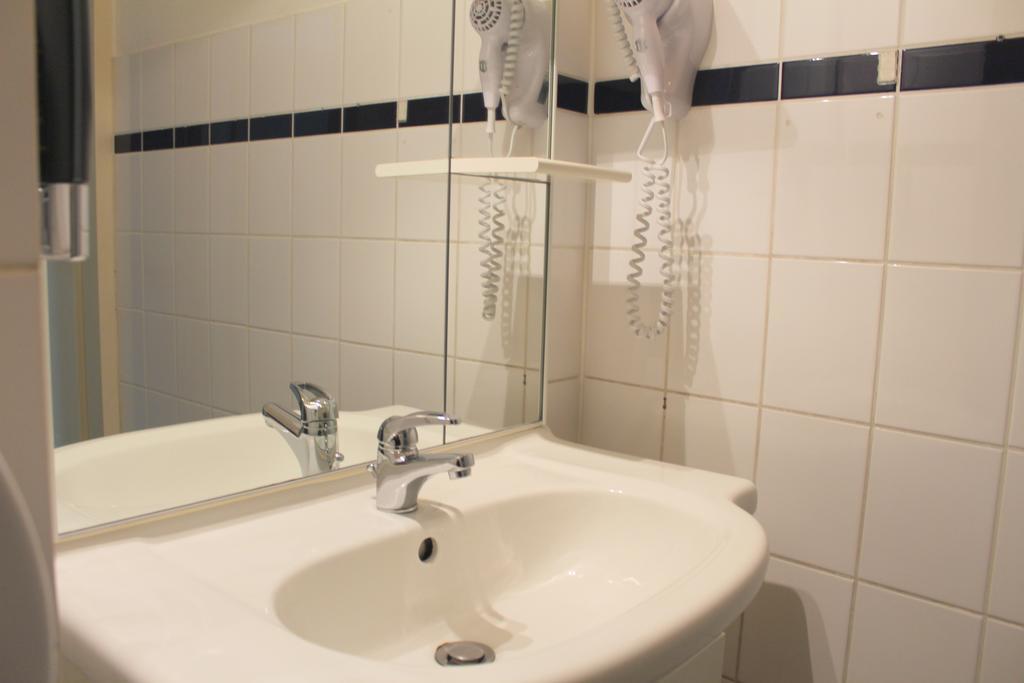 Pension Central Hostel Берлин Екстериор снимка