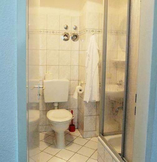 Pension Central Hostel Берлин Стая снимка